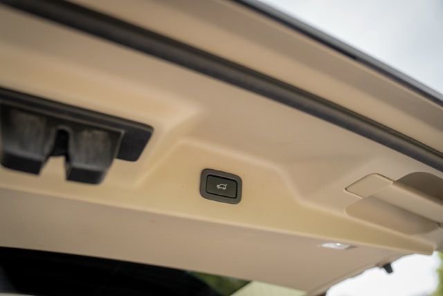 Used 2020 Land Rover Range Rover HSE AWD/4WD image 22
