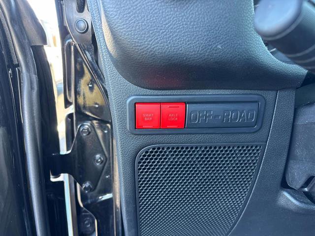 Used 2017 Jeep Wrangler Unlimited Rubicon image 14