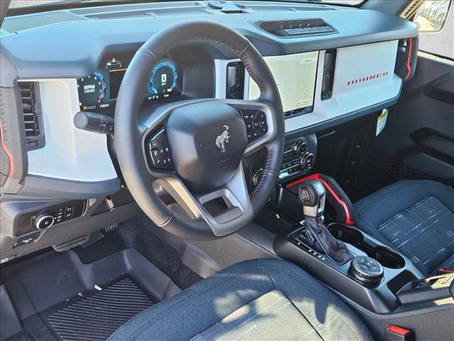 New 2025 Ford Bronco Heritage Edition image 3