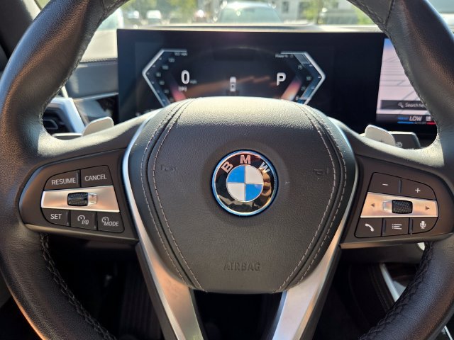 Used 2025 BMW X5 xDrive50e AWD/4WD image 33