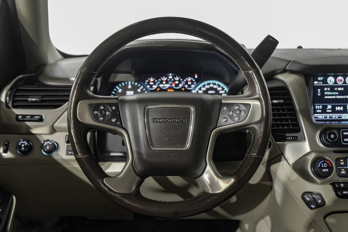 Used 2017 GMC Yukon XL Denali w/ Open Road Package AWD/4WD image 15