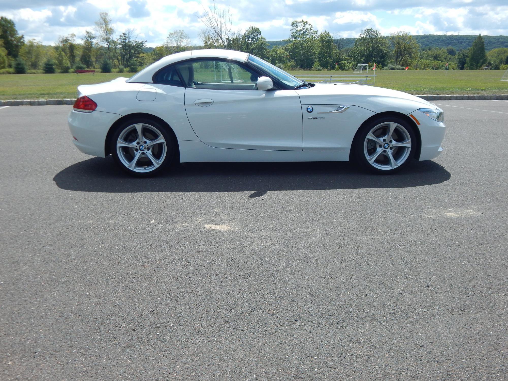 Used 2016 BMW Z4 sDrive28i image 6