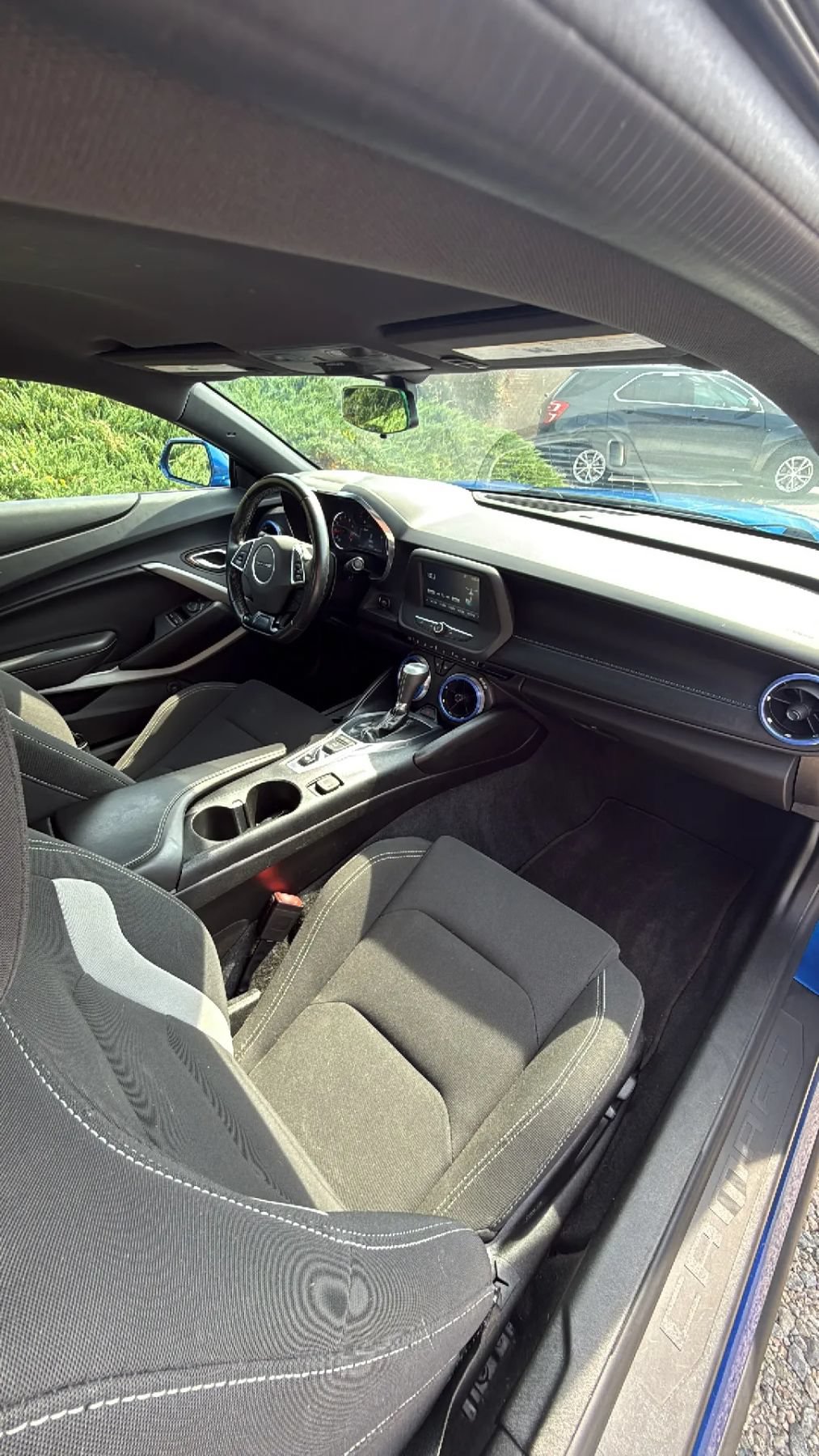Used 2018 Chevrolet Camaro LT RWD image 21