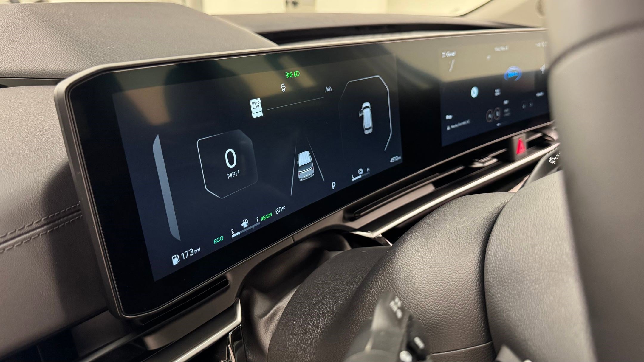 Used 2026 Kia Carnival SX Prestige image 35