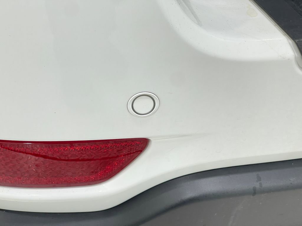 Used 2020 Jeep Grand Cherokee Laredo w/ Quick Order Package 2BN North image 13