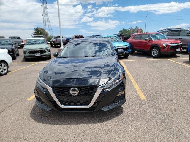 Used 2020 Nissan Altima 2.0 SR FWD video 2