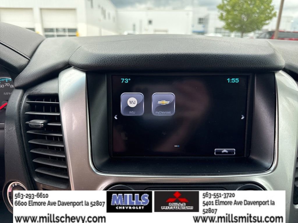 Used 2017 Chevrolet Suburban Premier AWD/4WD image 18