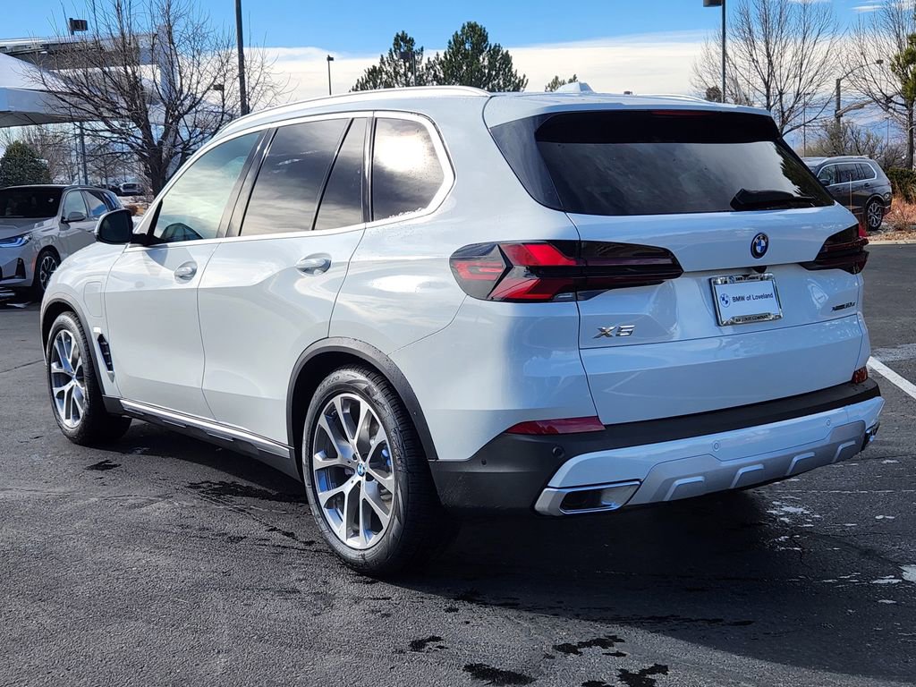New 2026 BMW X5 xDrive50e AWD/4WD image 3