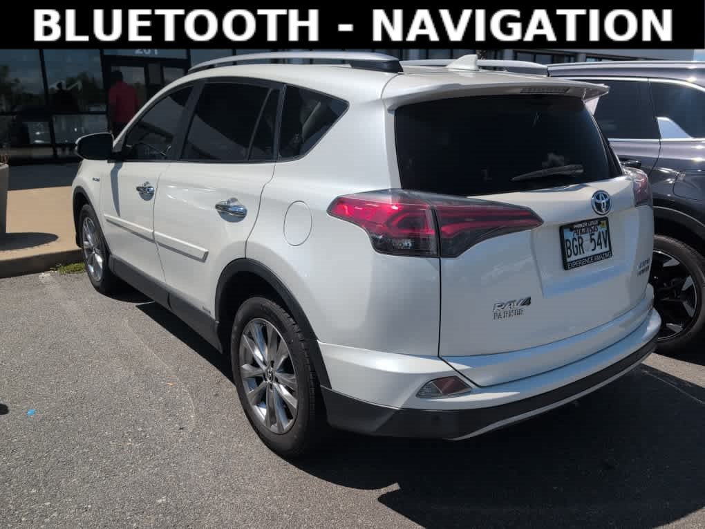 Used 2017 Toyota RAV4 Limited w/ Carpet Mat Package AWD/4WD image 6