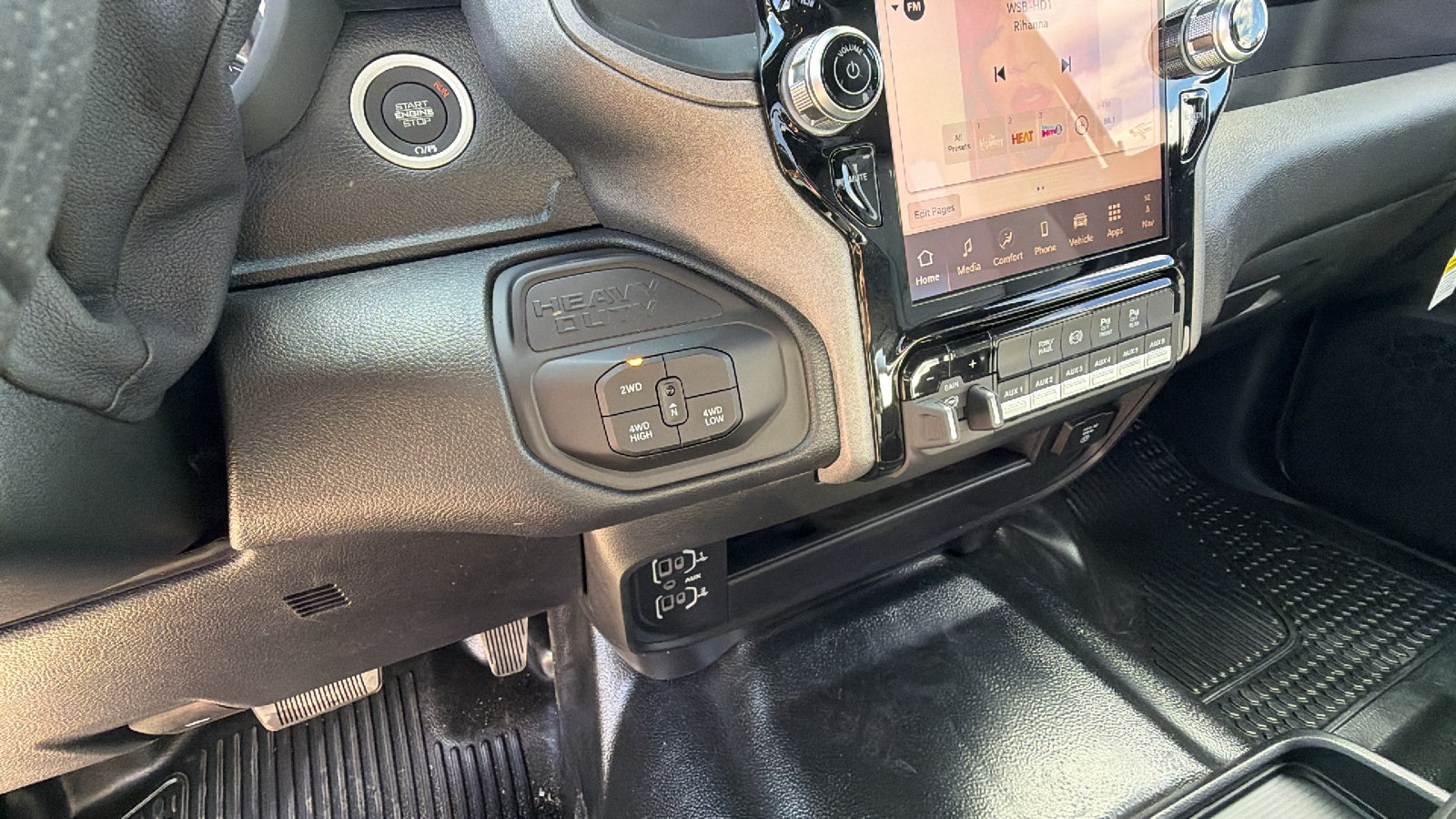New 2026 RAM 2500 Tradesman AWD/4WD image 25