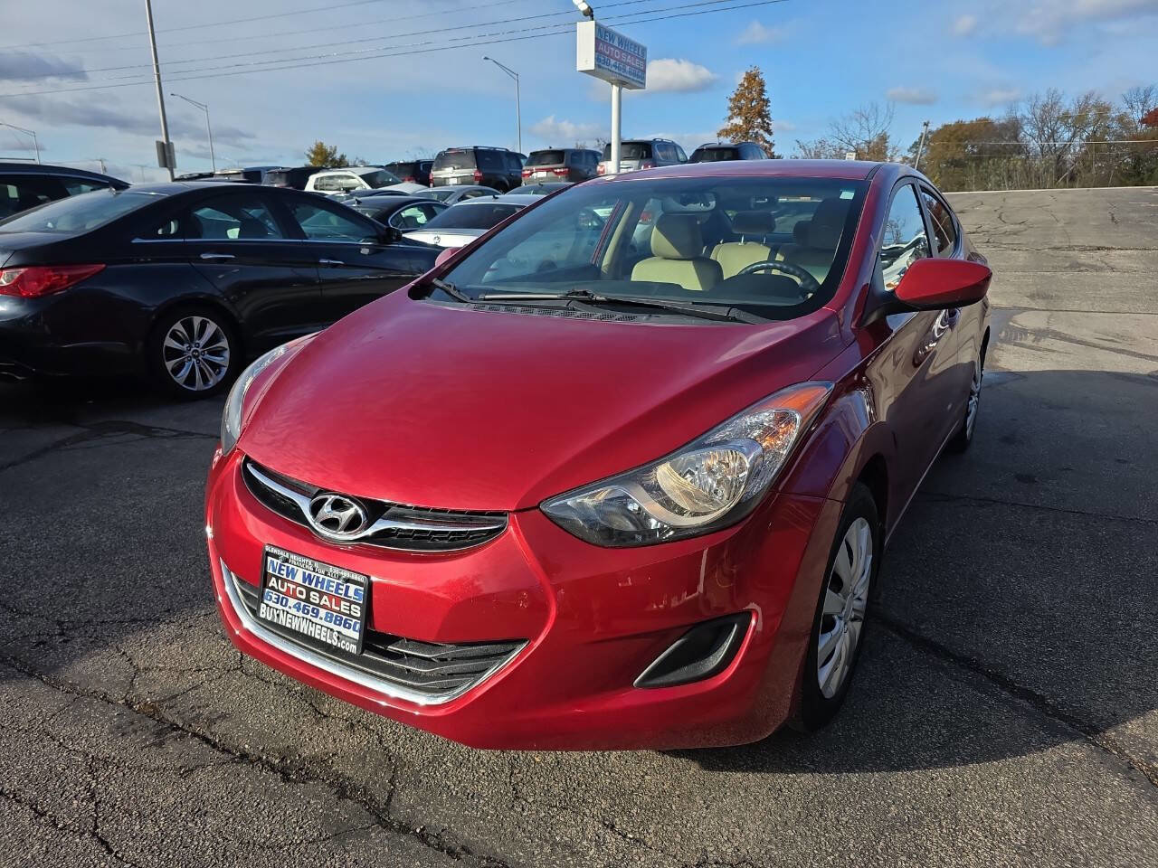 Used 2013 Hyundai Elantra GLS FWD image 1
