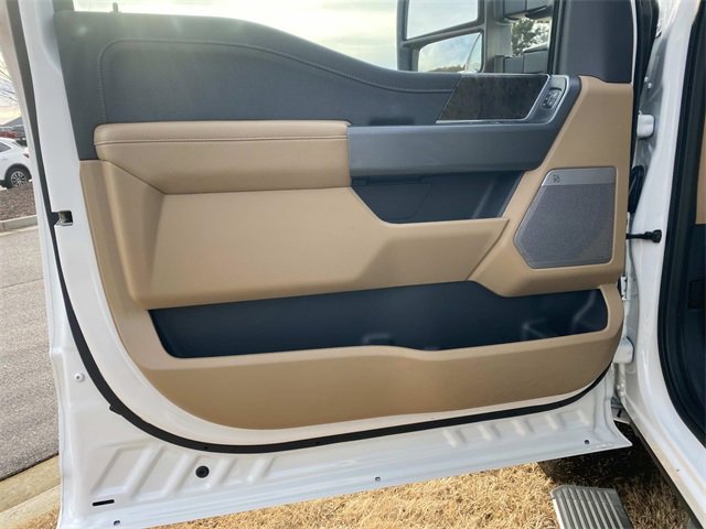 Used 2024 Ford F250 Lariat w/ Lariat Ultimate Package image 19