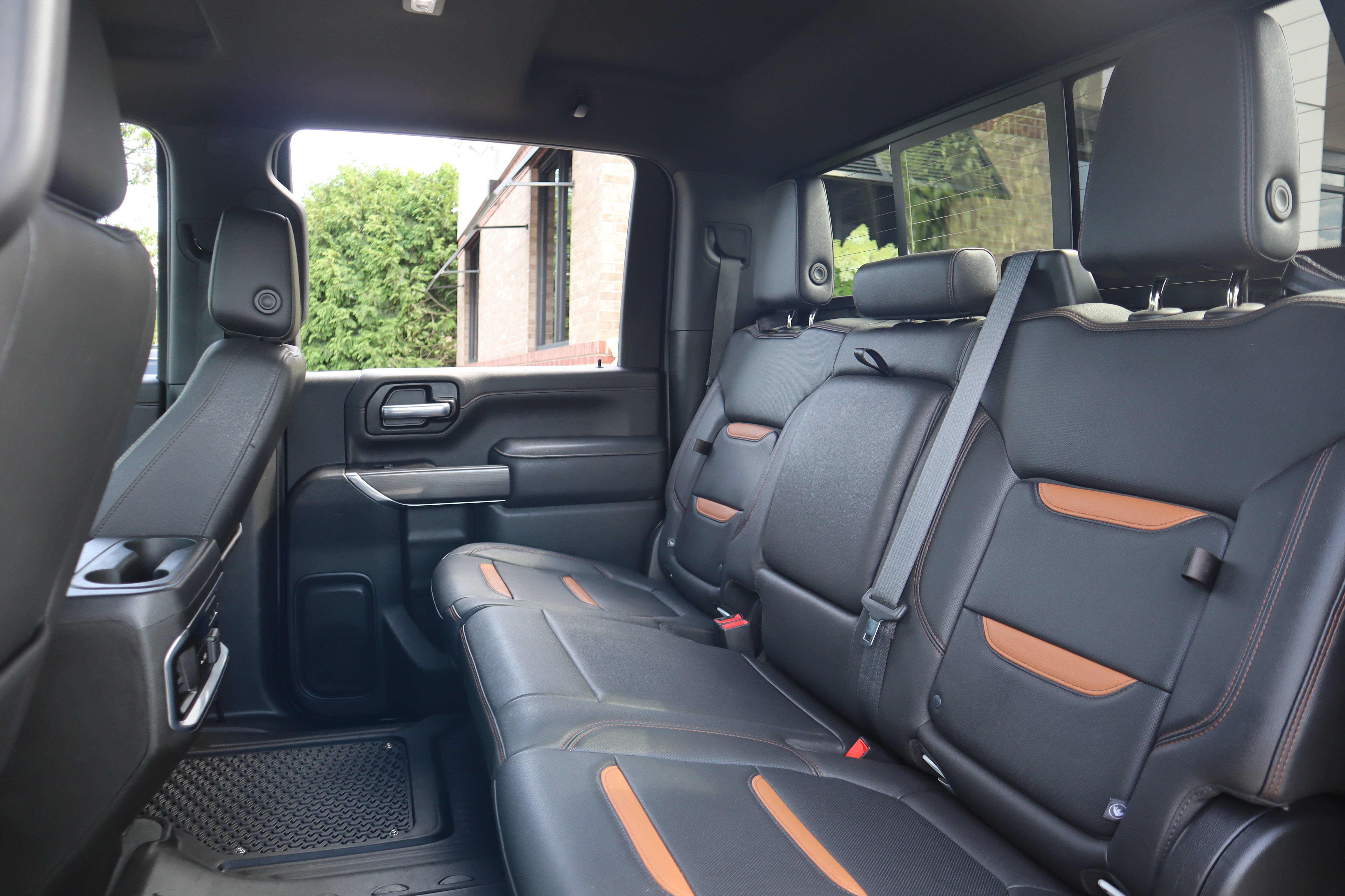 Used 2022 GMC Sierra 2500 AT4 w/ AT4 Premium Plus Package AWD/4WD image 36