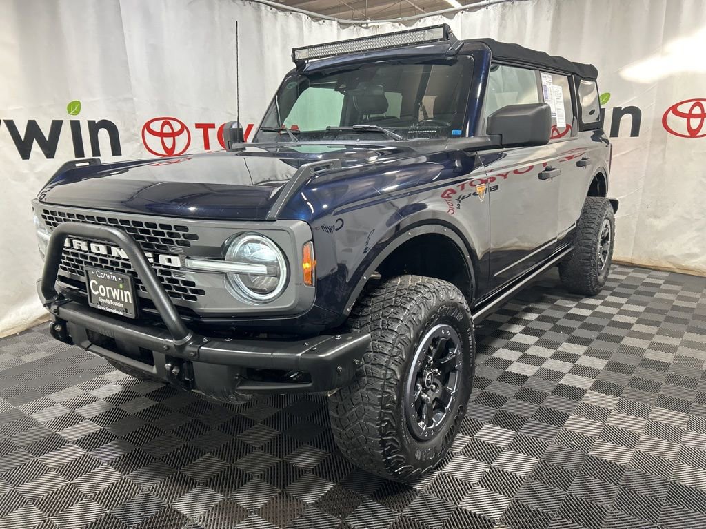 Used 2021 Ford Bronco Badlands image 3