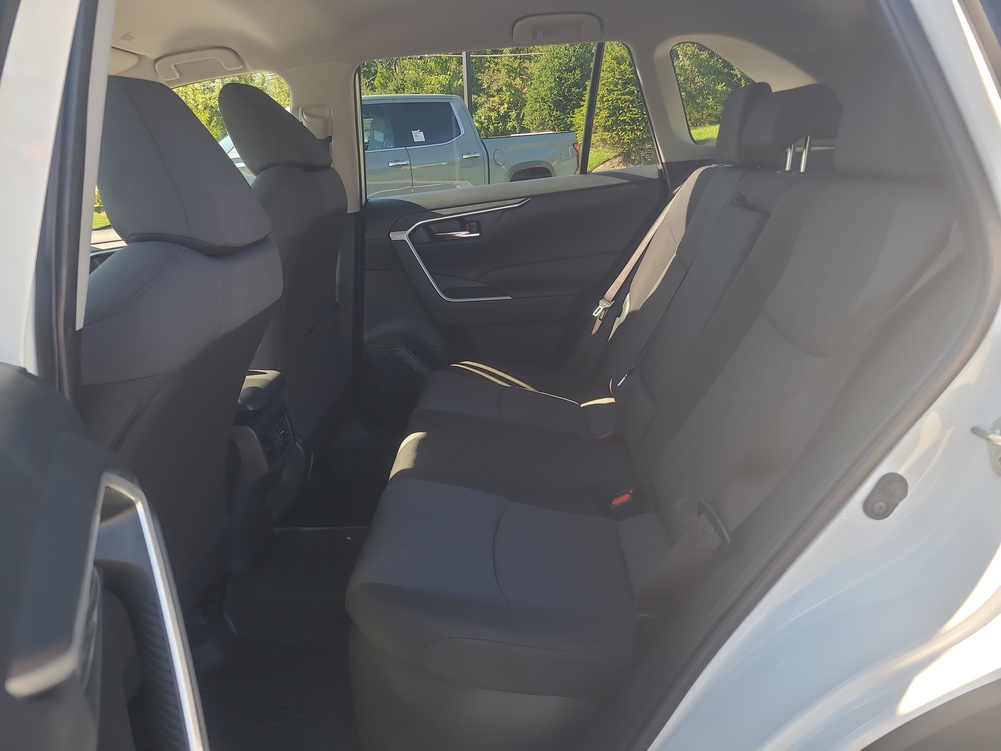 Certified 2025 Toyota RAV4 XLE AWD/4WD image 27