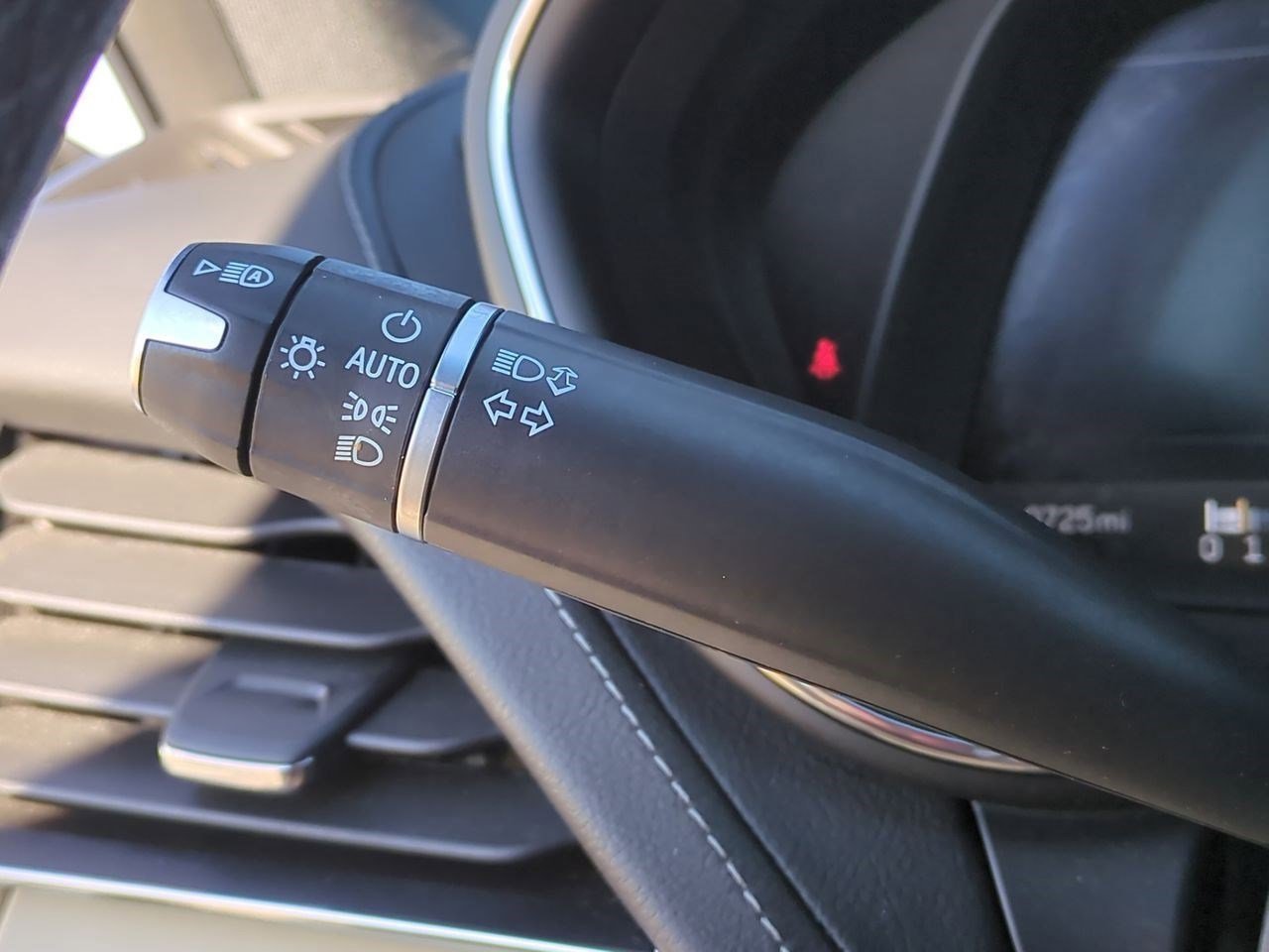 Certified 2023 Cadillac CT5 Luxury image 8