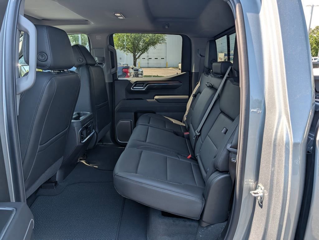 New 2026 GMC Sierra 1500 Denali w/ Denali Reserve Package AWD/4WD image 12