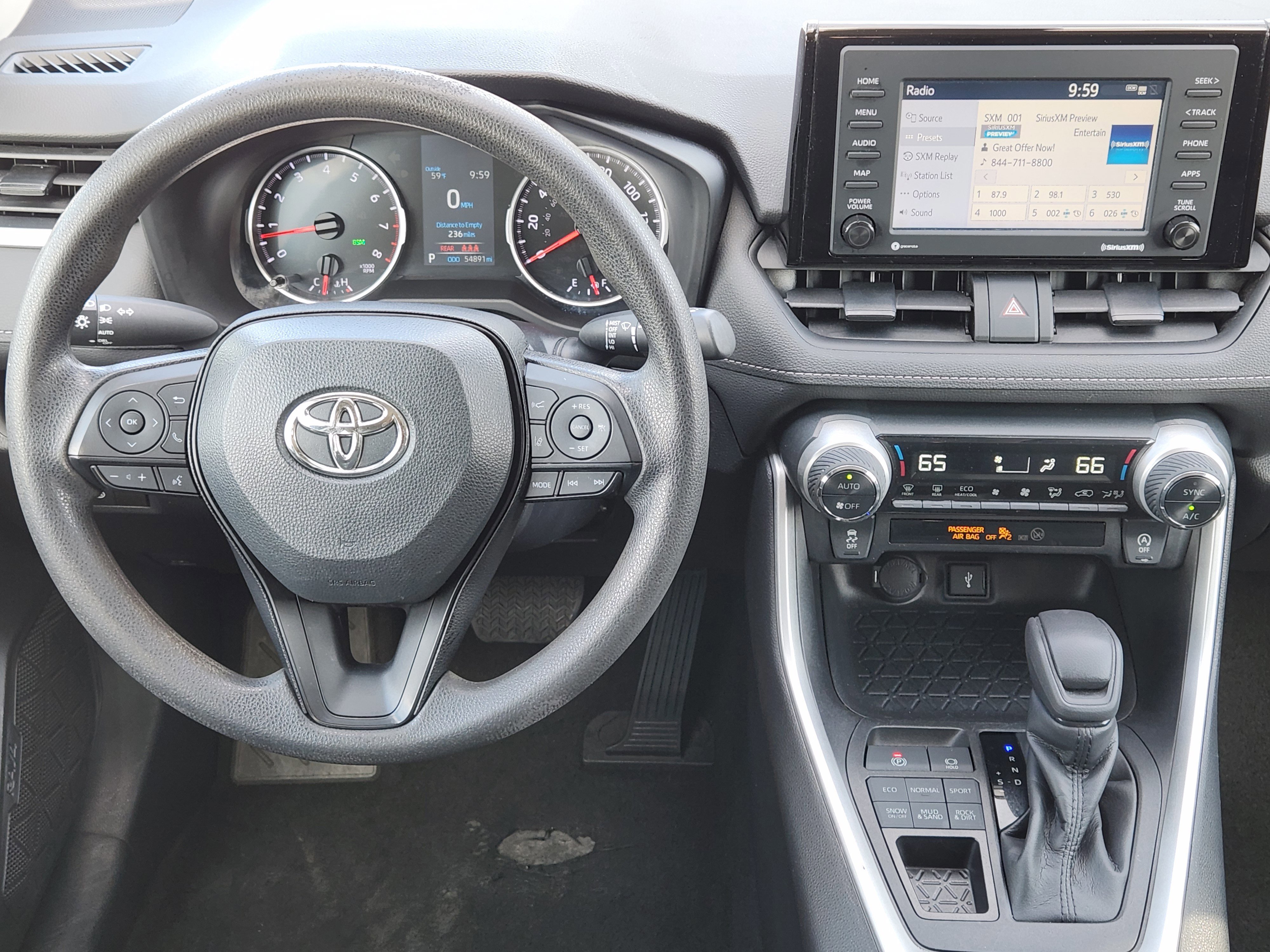 Used 2022 Toyota RAV4 XLE AWD/4WD image 27