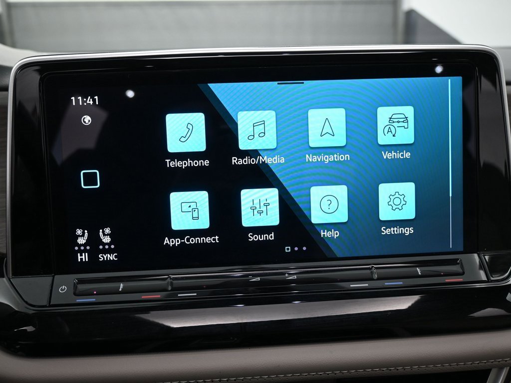 Used 2024 Volkswagen Atlas SEL Premium R-Line image 17