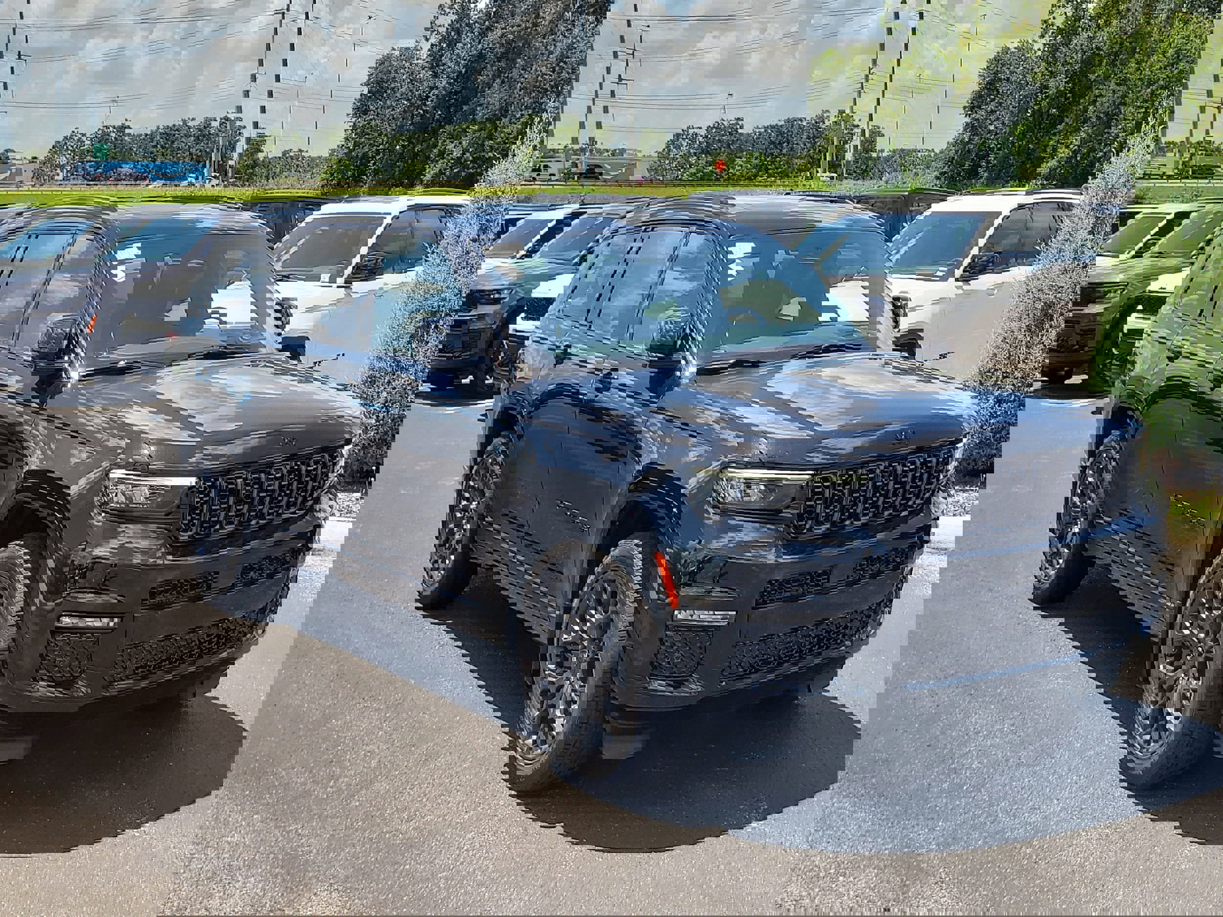 New 2025 Jeep Grand Cherokee L Summit image 2