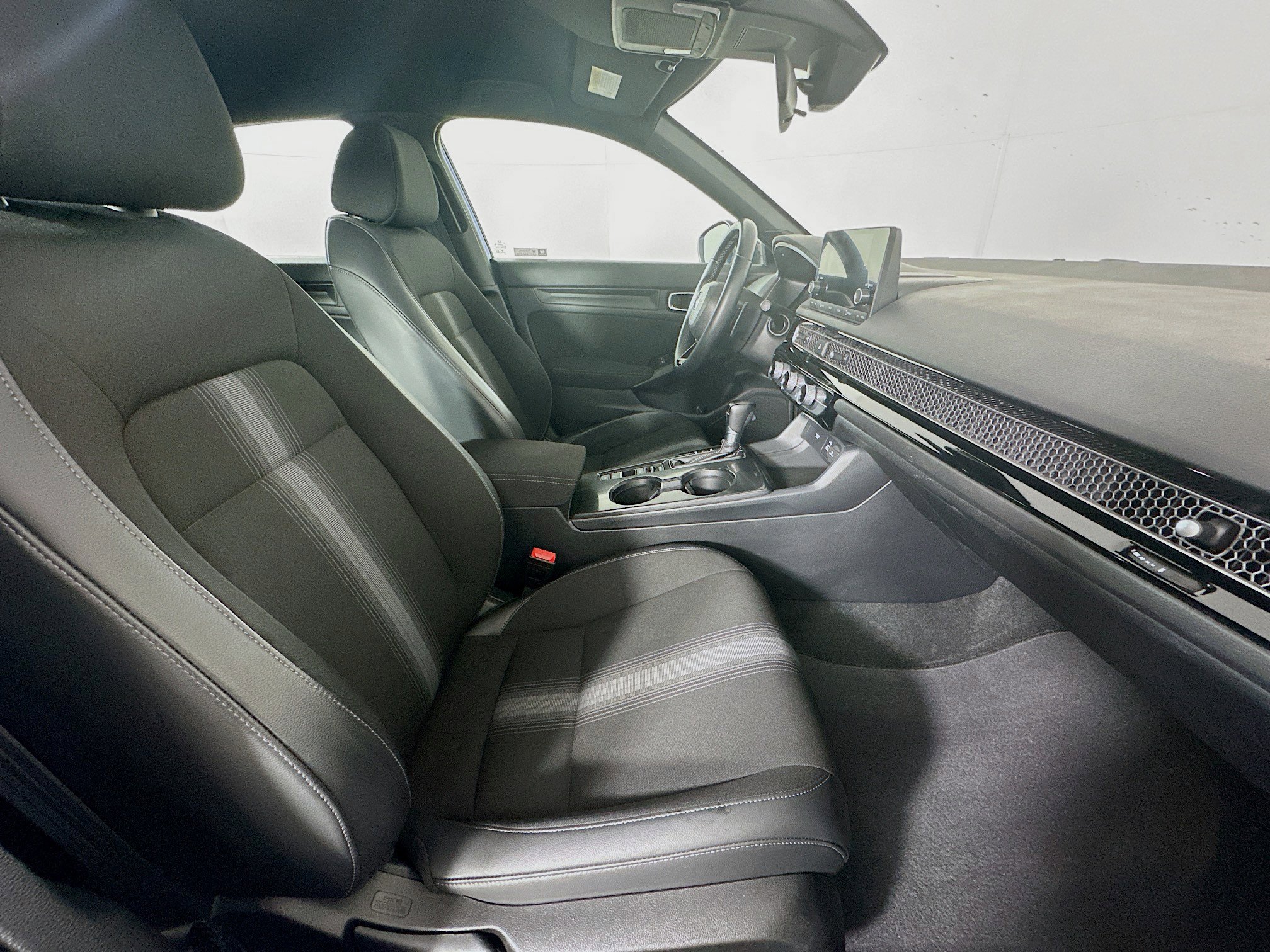 Used 2022 Honda Civic Sport image 29