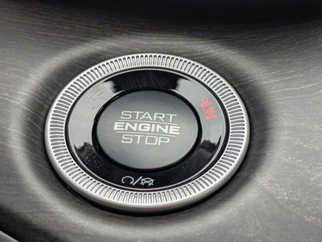 New 2025 Jeep Grand Cherokee L Limited w/ Black Appearance Package image 25