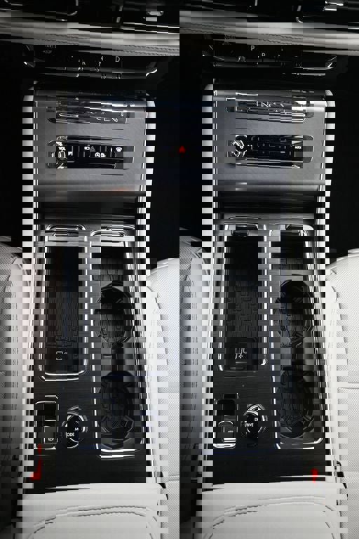 New 2026 Lincoln Aviator AWD w/ Jet Appearance Package image 23