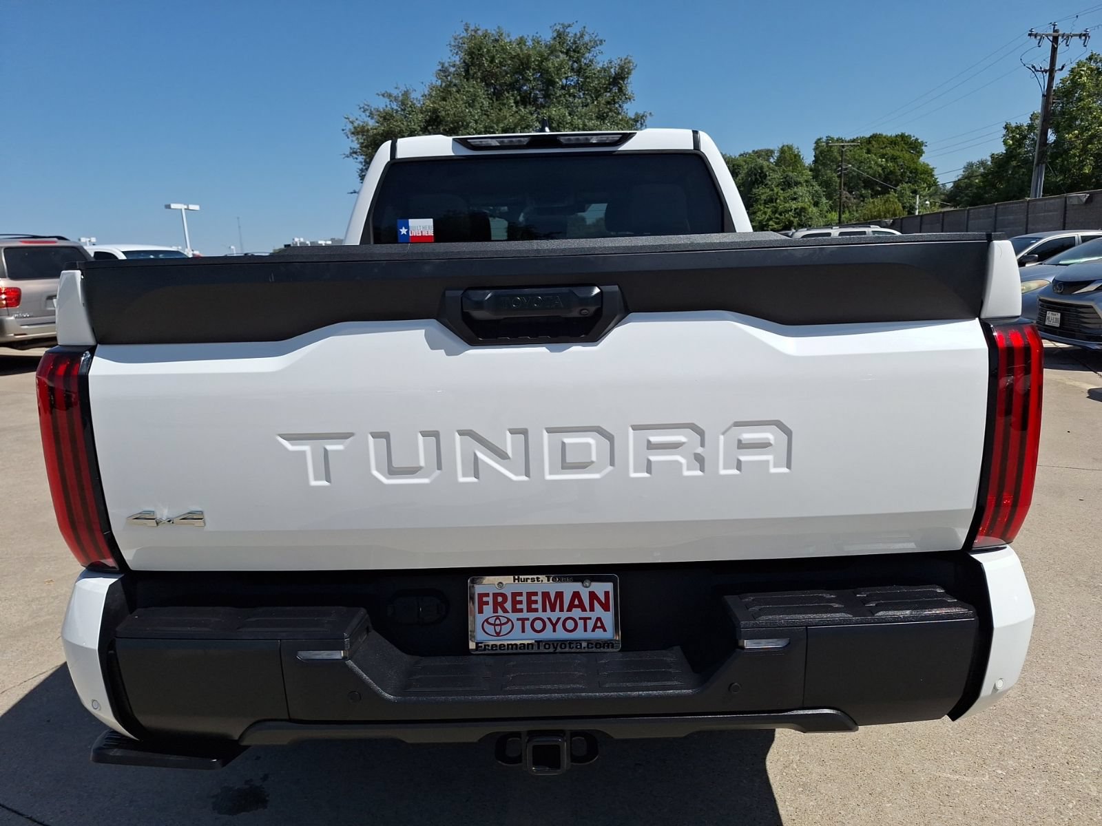 Used 2024 Toyota Tundra SR5 w/ SR5 Convenience Package AWD/4WD image 5
