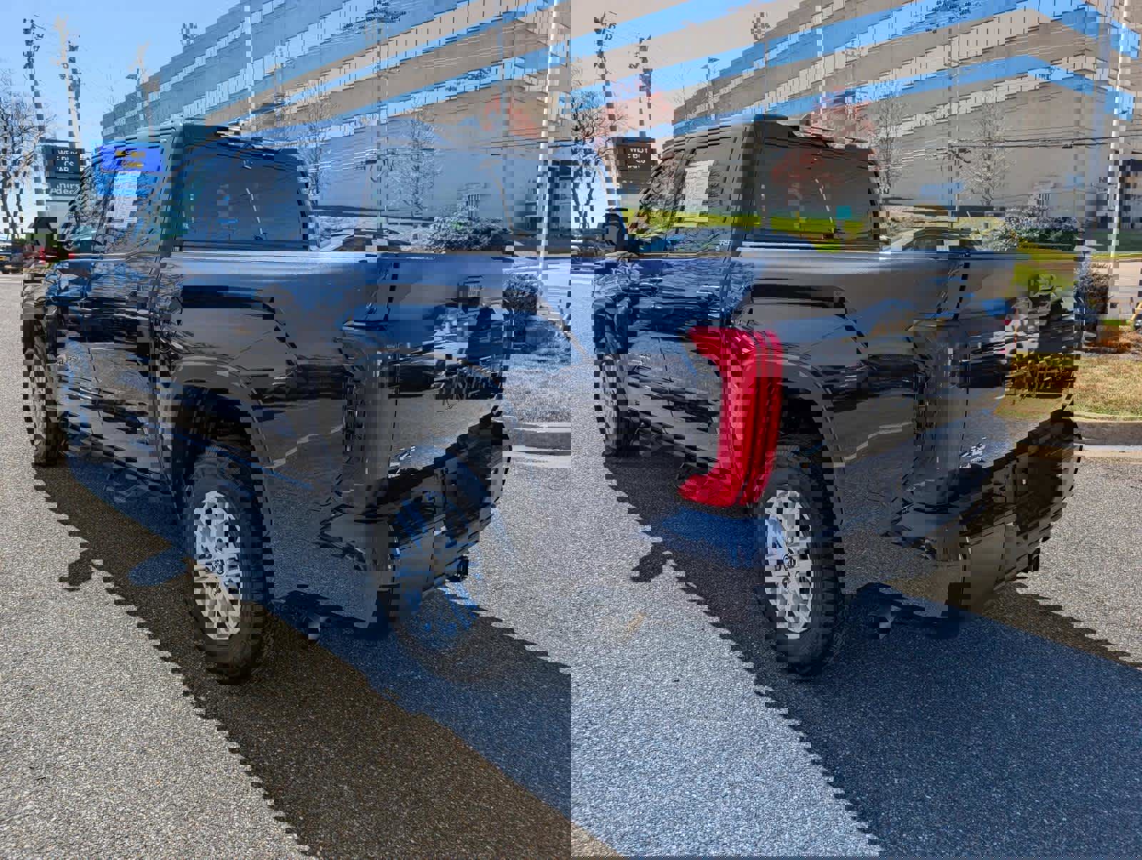 Used 2024 Toyota Tundra SR5 image 4