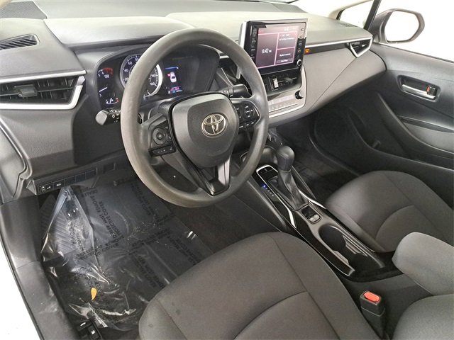 Used 2020 Toyota Corolla LE image 18