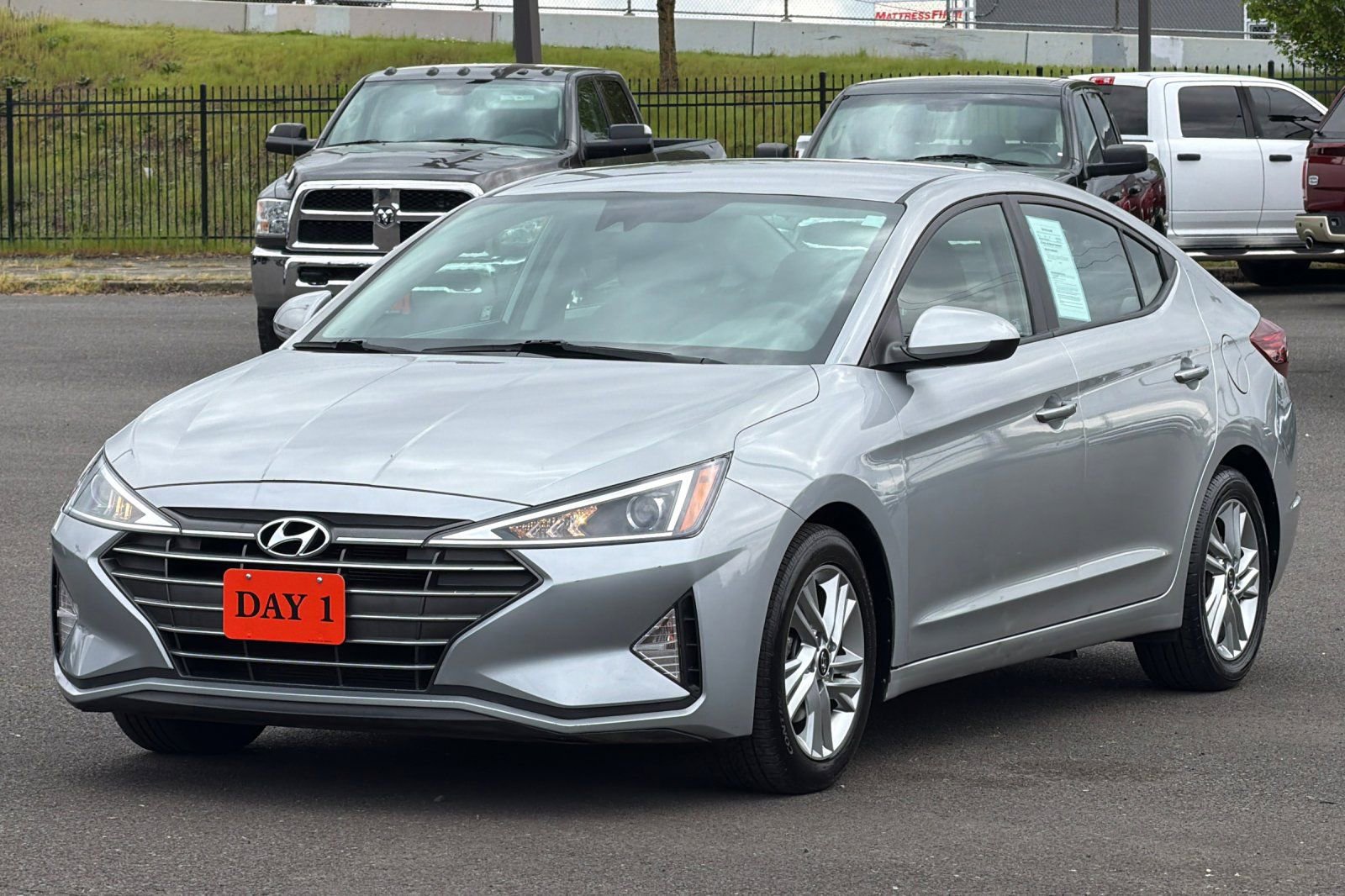 Used 2020 Hyundai Elantra SEL w/ Cargo Package (C1) FWD image 10