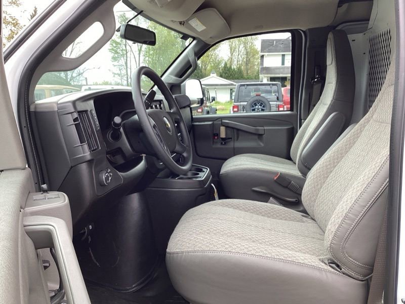 New 2026 Chevrolet Express 2500 w/ Driver Convenience Package RWD image 18