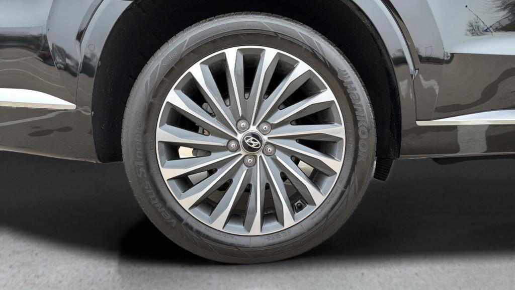 Used 2024 Hyundai Palisade Calligraphy image 13