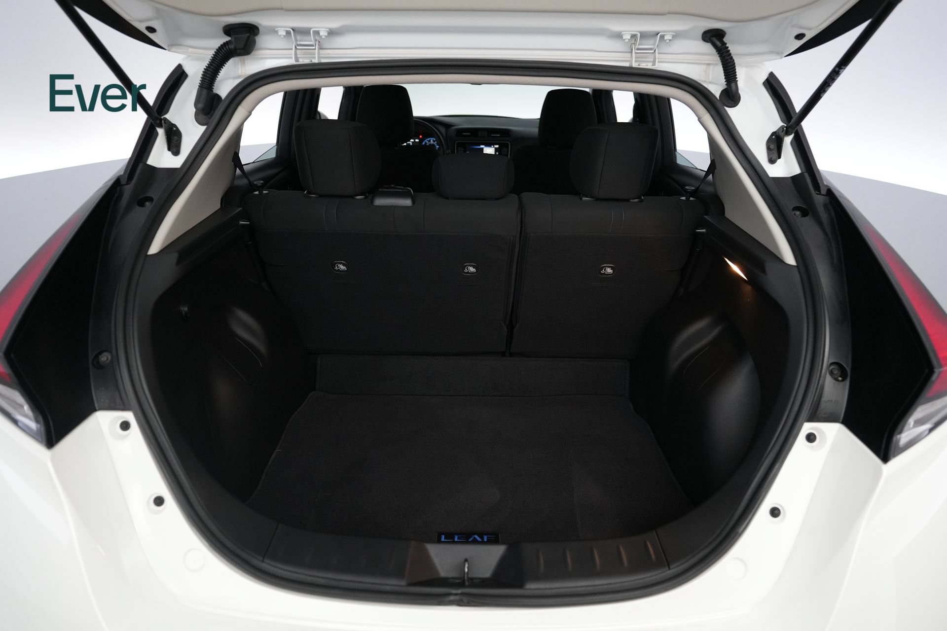 Used 2024 Nissan Leaf SV Plus FWD image 8