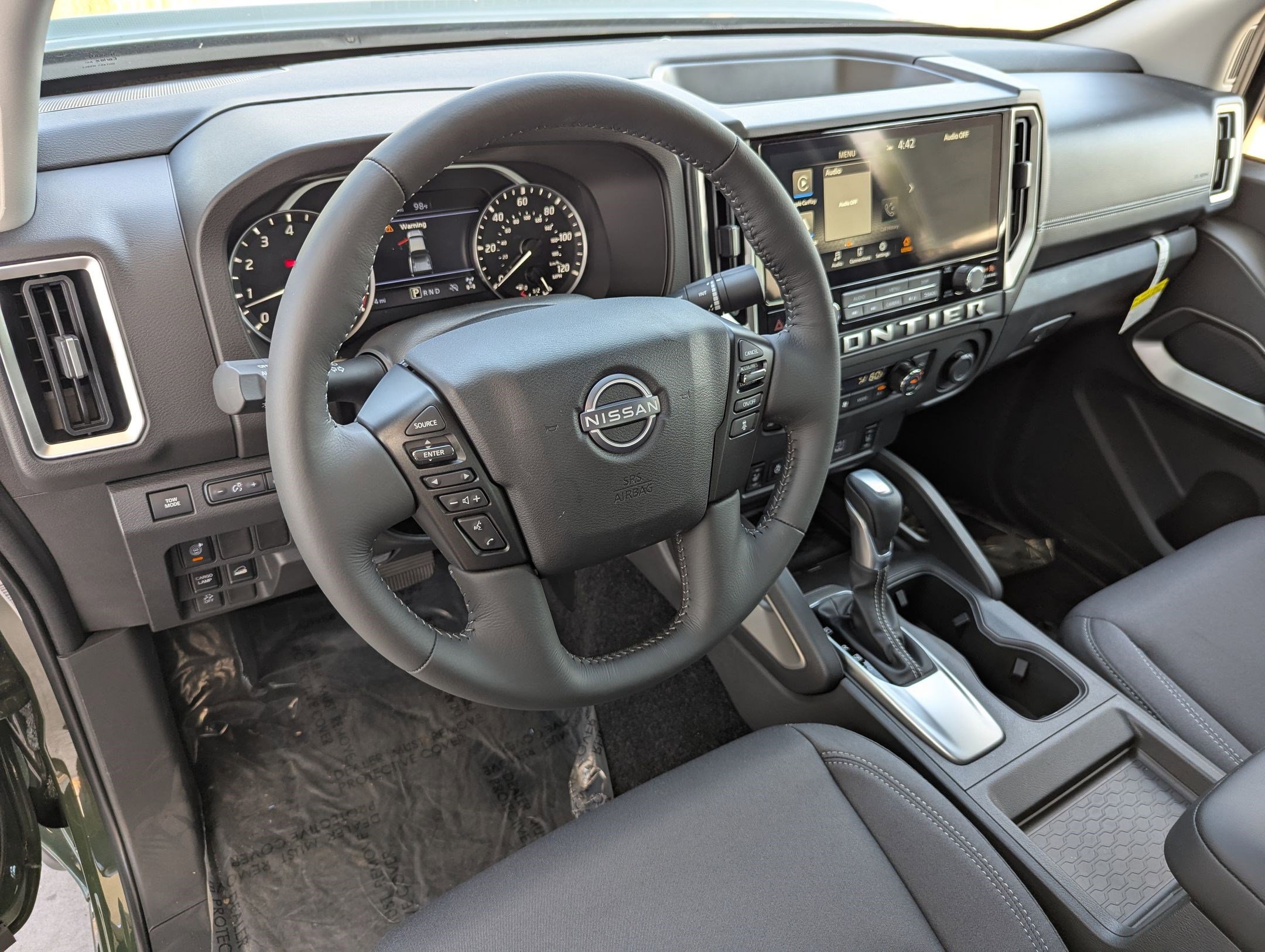 New 2025 Nissan Frontier SV w/ SV Convenience Package image 2