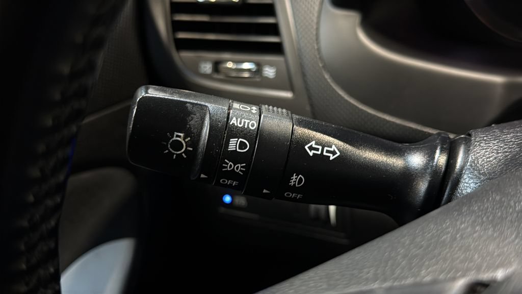 Used 2014 Hyundai Accent SE FWD image 31