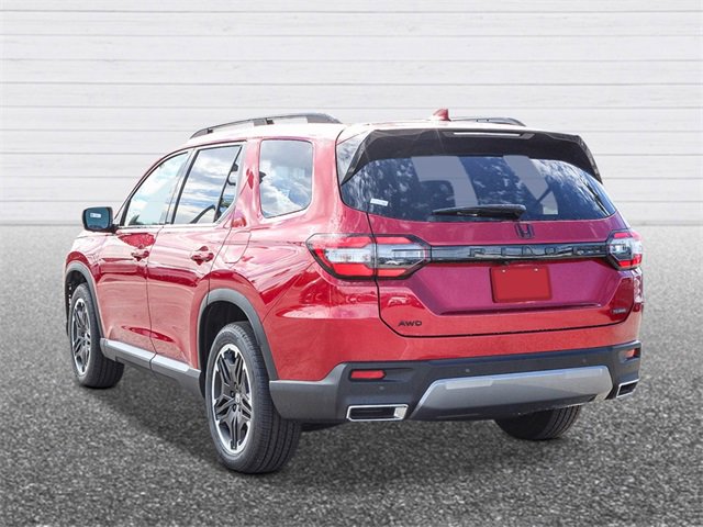 New 2026 Honda Pilot Touring image 2