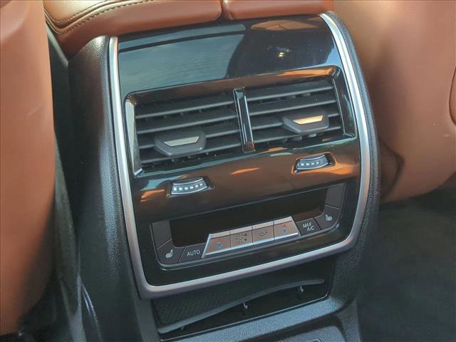 Used 2024 BMW X7 M60i w/ Executive Package image 18