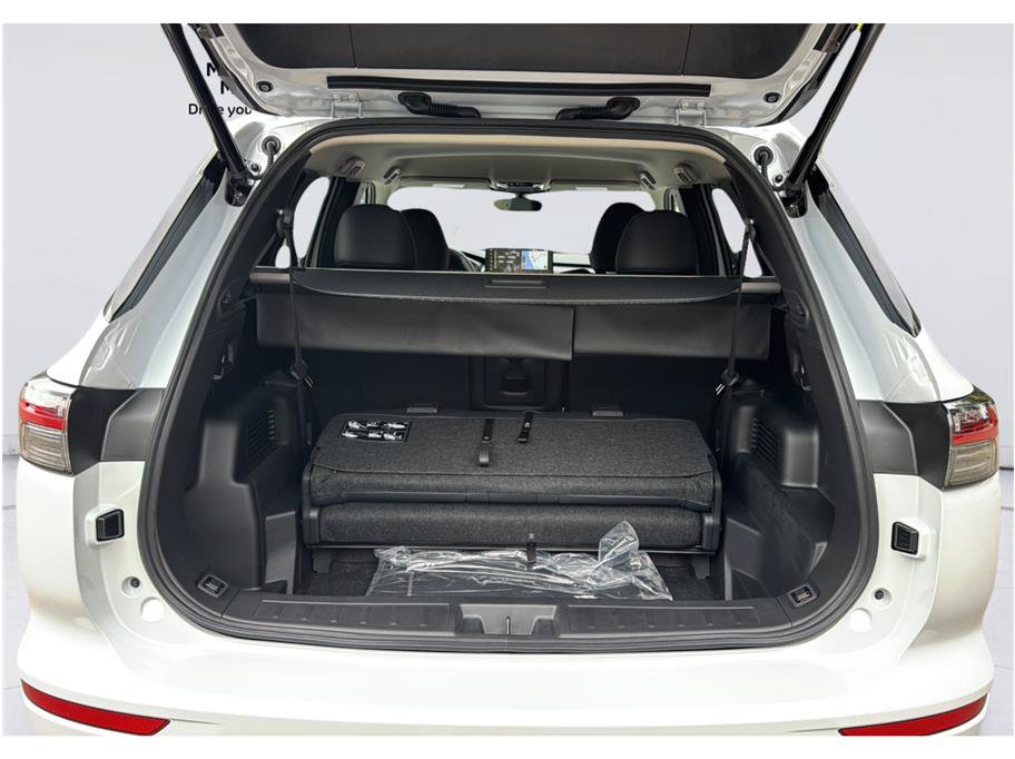 New 2026 Mitsubishi Outlander SE AWD/4WD image 13