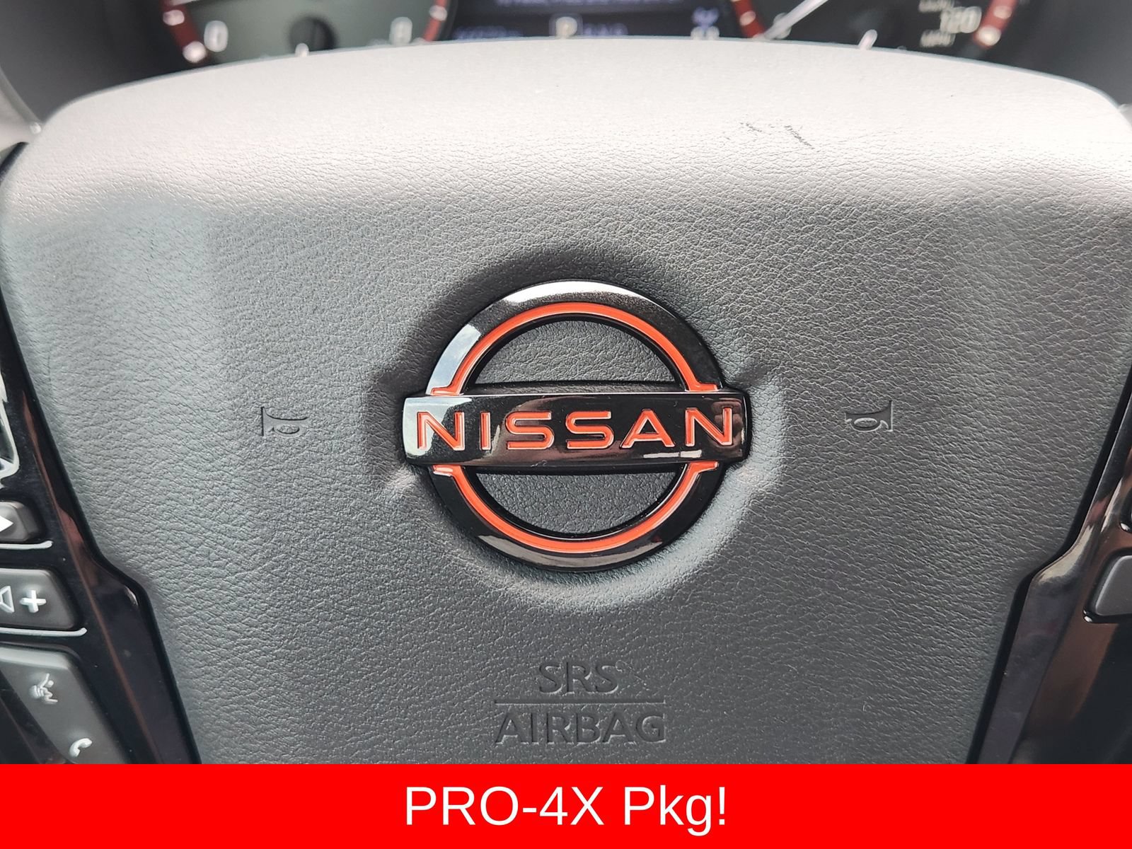 Used 2022 Nissan Frontier PRO-4X w/ Pro-4X Premium Package AWD/4WD image 38