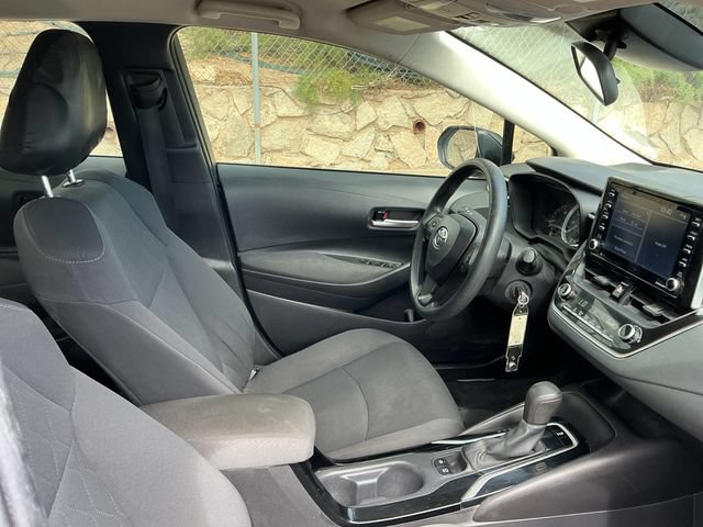 Used 2021 Toyota Corolla LE FWD image 12