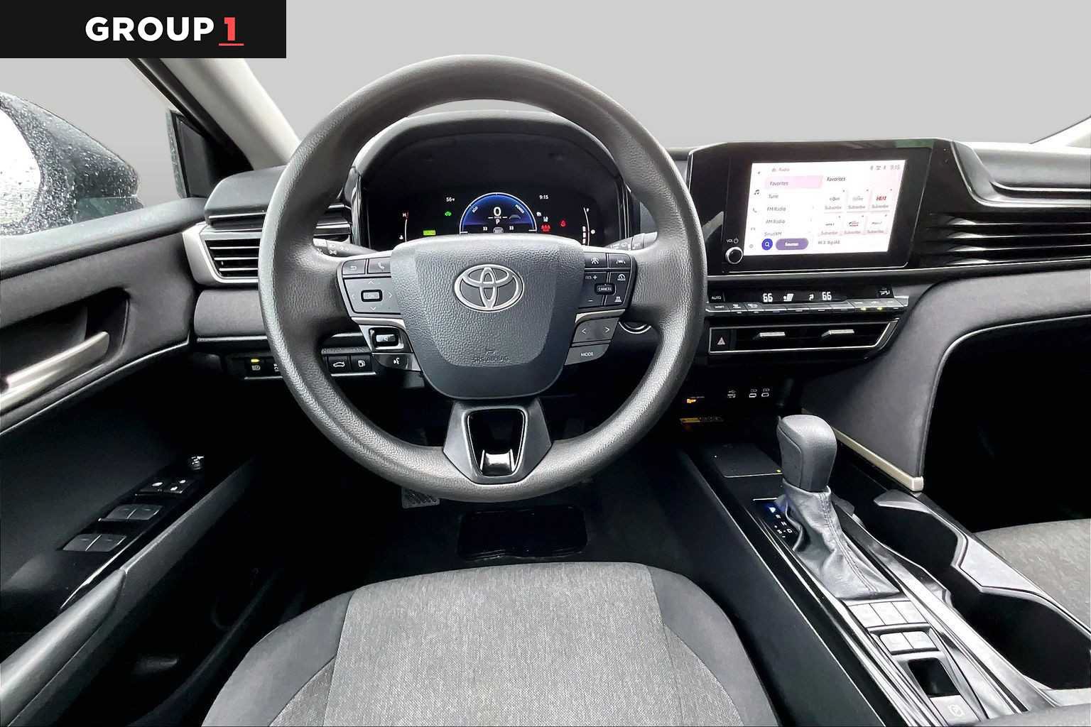 Used 2025 Toyota Camry LE FWD image 6
