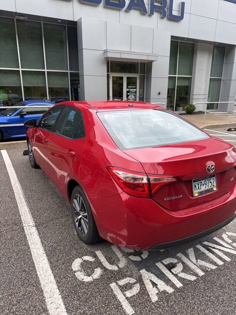 Used 2017 Toyota Corolla LE w/ LE Premium Package w/Moonroof FWD image 6
