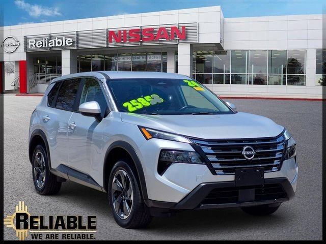 Used 2024 Nissan Rogue SV AWD/4WD image 1