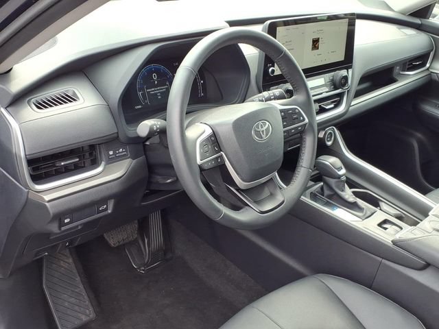 Used 2026 Toyota Grand Highlander AWD image 19
