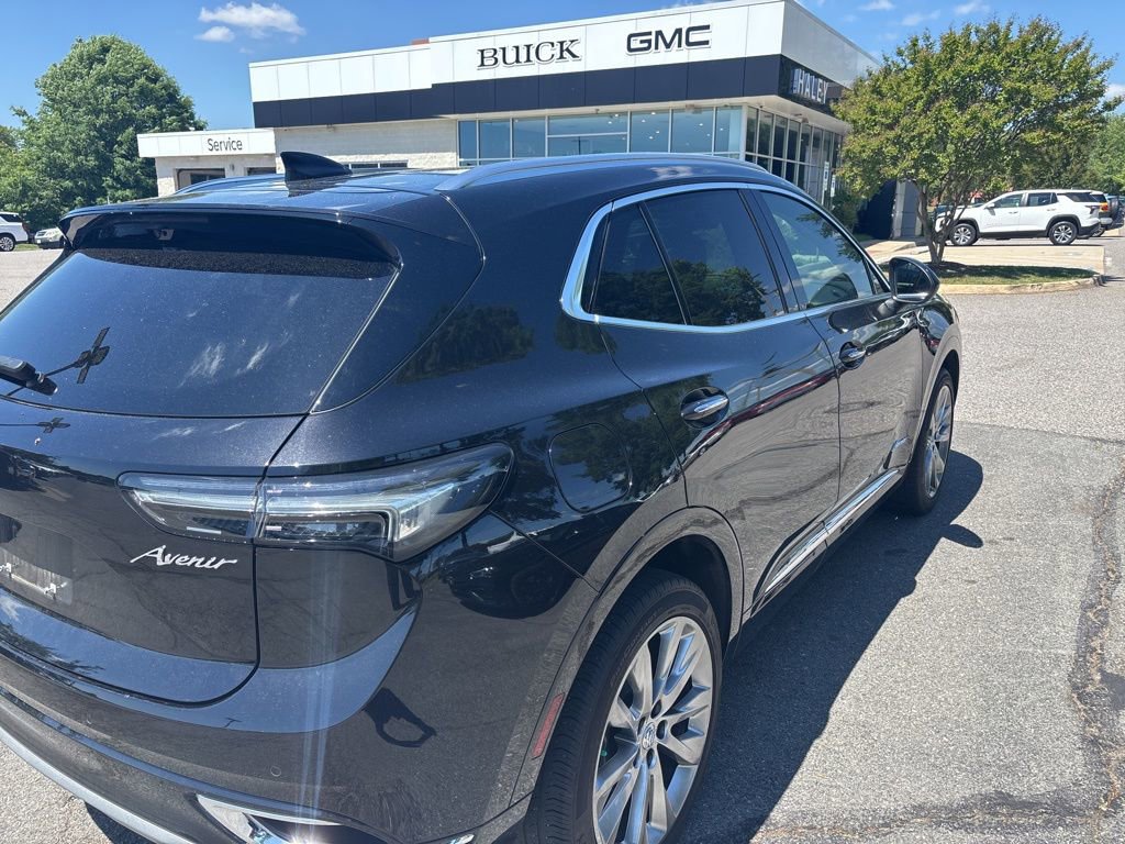 Used 2023 Buick Envision Avenir AWD/4WD image 5