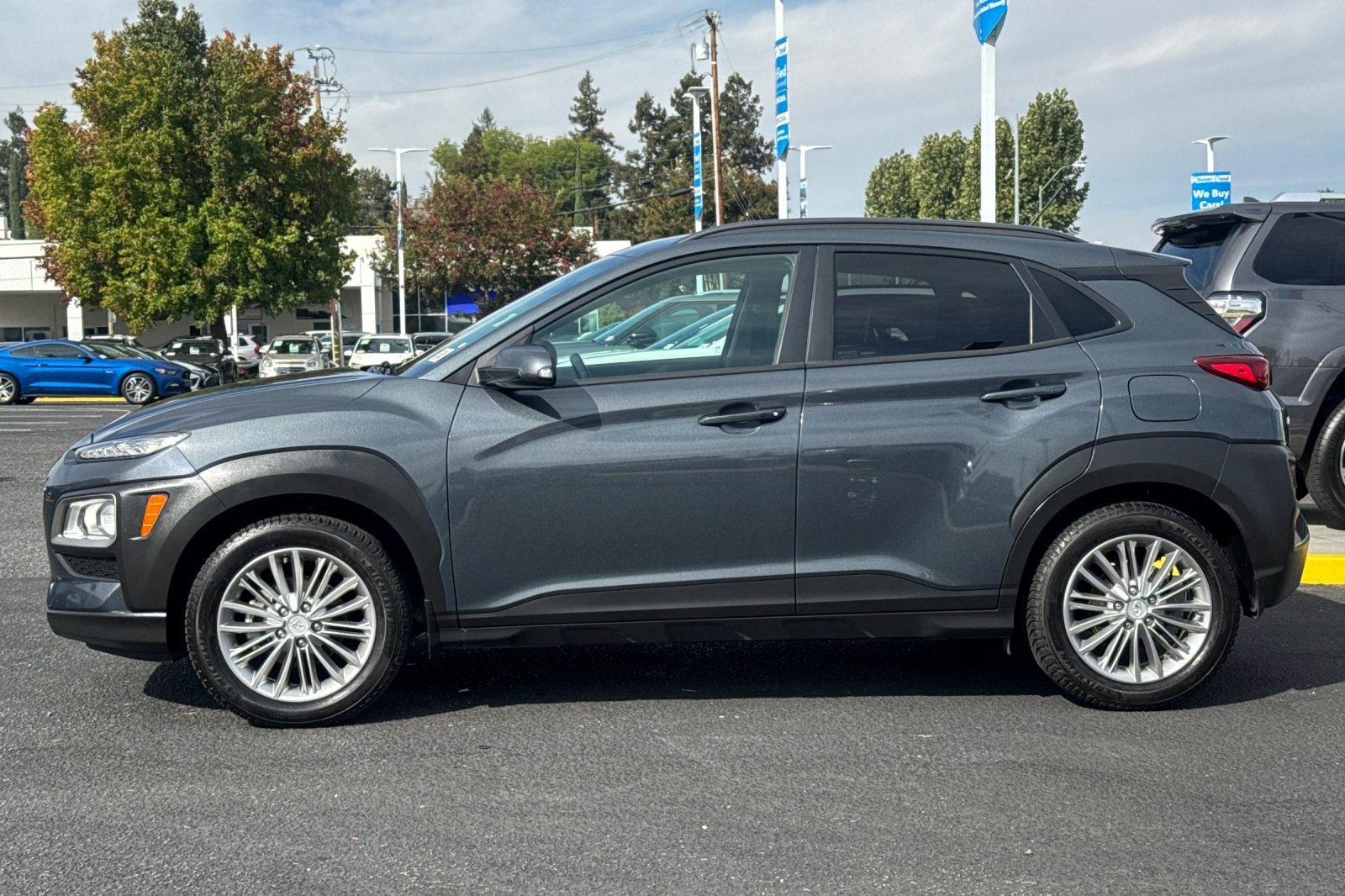 Used 2019 Hyundai Kona SEL FWD image 2