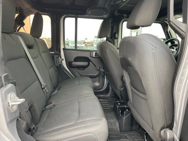 Used 2018 Jeep Wrangler Unlimited Sport image 15