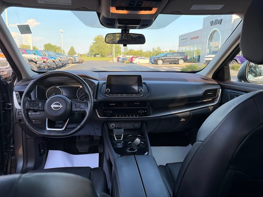 Used 2023 Nissan Rogue SV w/ SV Premium B Package AWD/4WD image 20