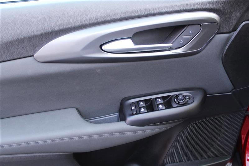 Used 2024 Alfa Romeo Tonale Veloce w/ Premium Interior Package image 12